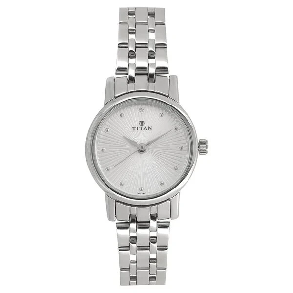 Titan Quartz Analog Silver Dial Stainless Steel Strap Watch for Women ns2593sm01 Women's Watch